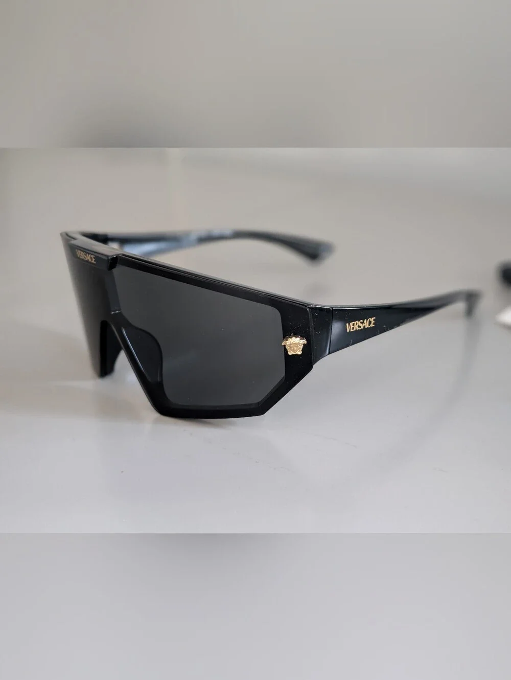 NWT Versace VE4461 GB1/87 Black Shield Sunglasses Interchangeable Lens Full Set